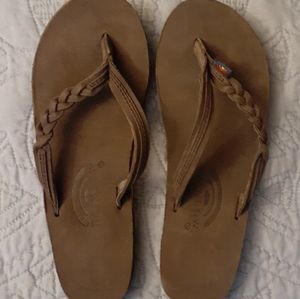 Nwot Rainbow flirty braid sandals